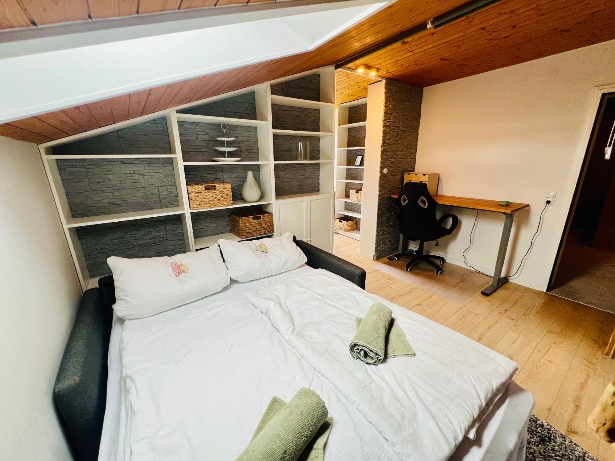 Mitten Im Schwarzwald Mit Infrarot-Sauna Und Garagenparkplatz Schönwalde 外观 照片